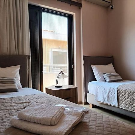 Ippokampos Seaside Artemida Apartment Exterior foto