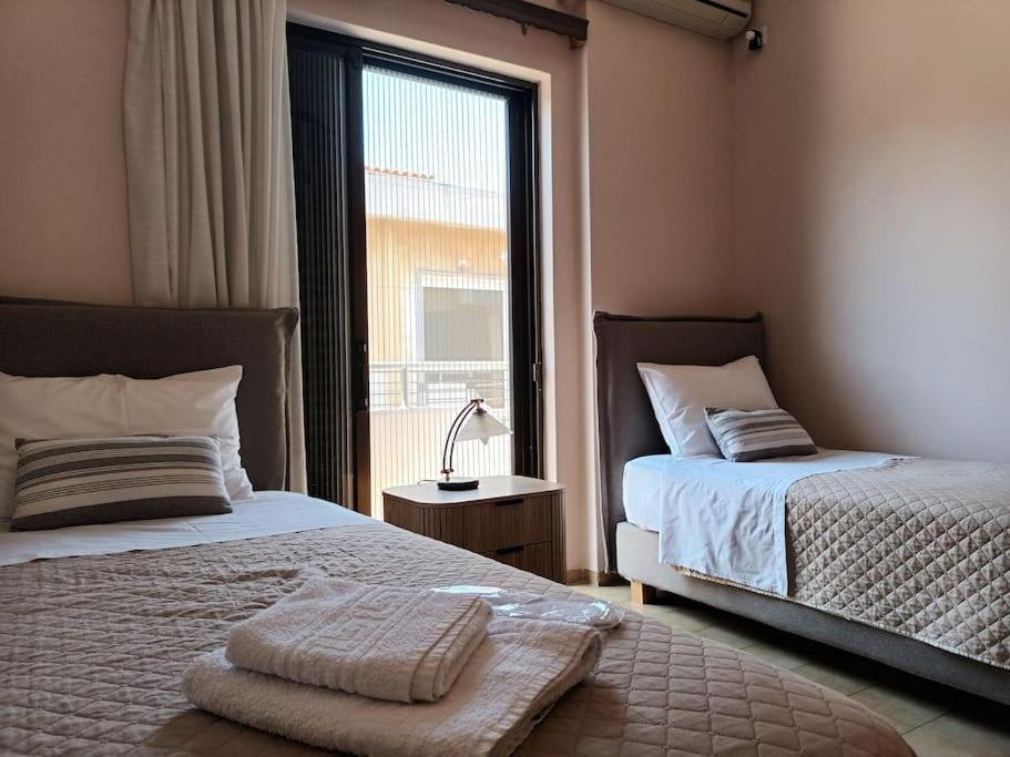 Ippokampos Seaside Artemida Apartment Exterior foto