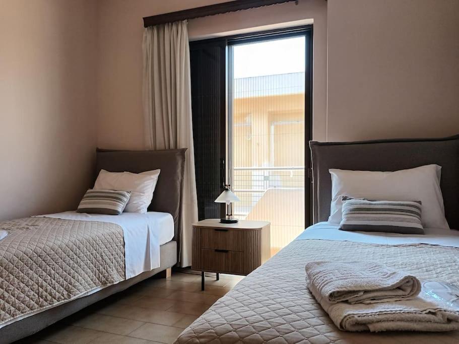 Ippokampos Seaside Artemida Apartment Exterior foto